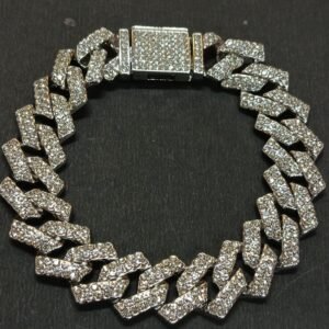 Stylish Bracelet With American Diamond Studded