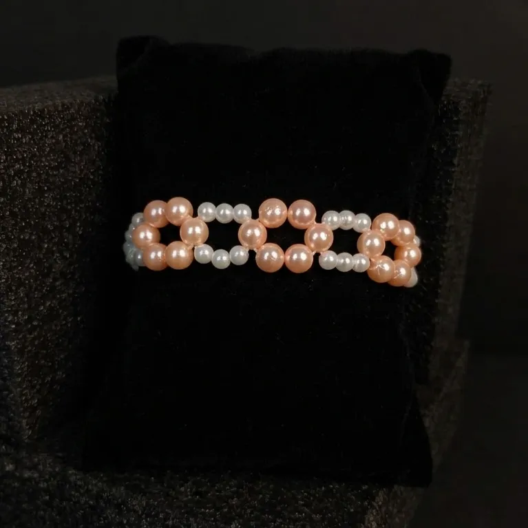 Elegant Dual-Tone Beaded Floral Bracelet