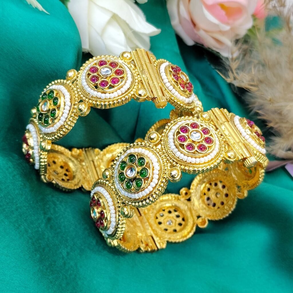 Rajwadi Style Openable Brass Kada Set