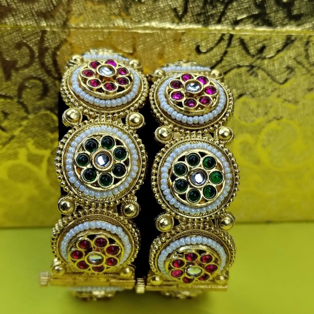 Rajwadi Style Openable Brass Kada Set