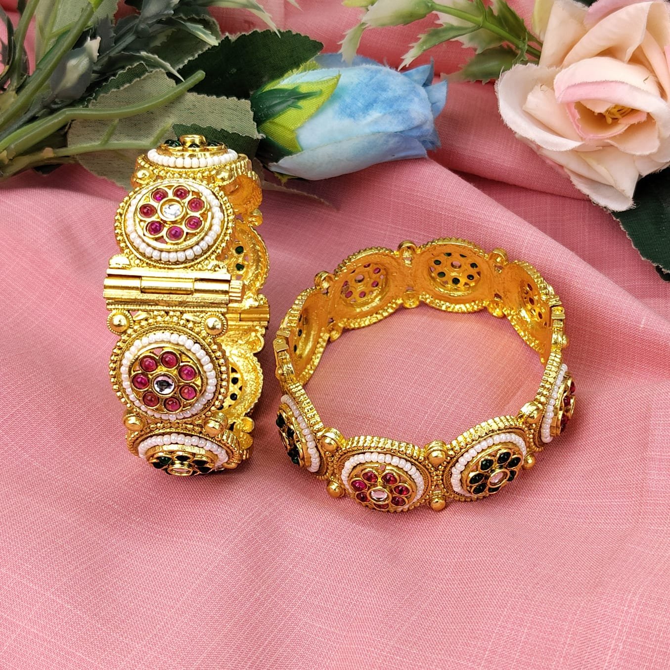 Rajwadi Style Openable Brass Kada Set