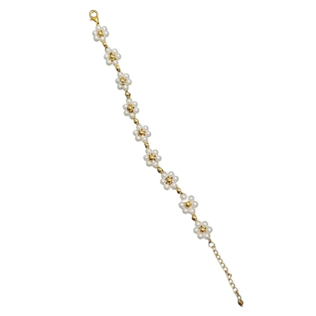 Floral Pattern Golden Beaded Bracelet