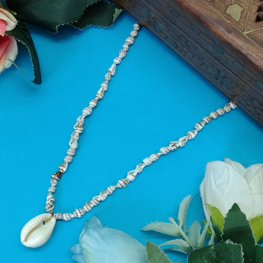 Handcrafted Coastal-Inspired Boho Shell Necklace
