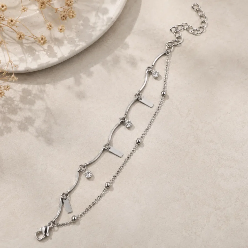 Minimalist Silver-Tone Wave Design Anklet