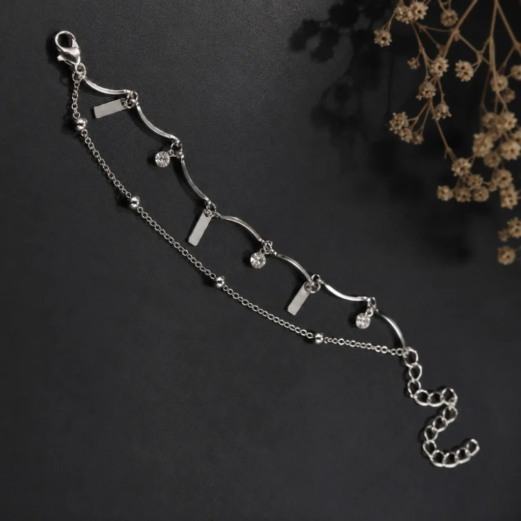 Minimalist Silver-Tone Wave Design Anklet