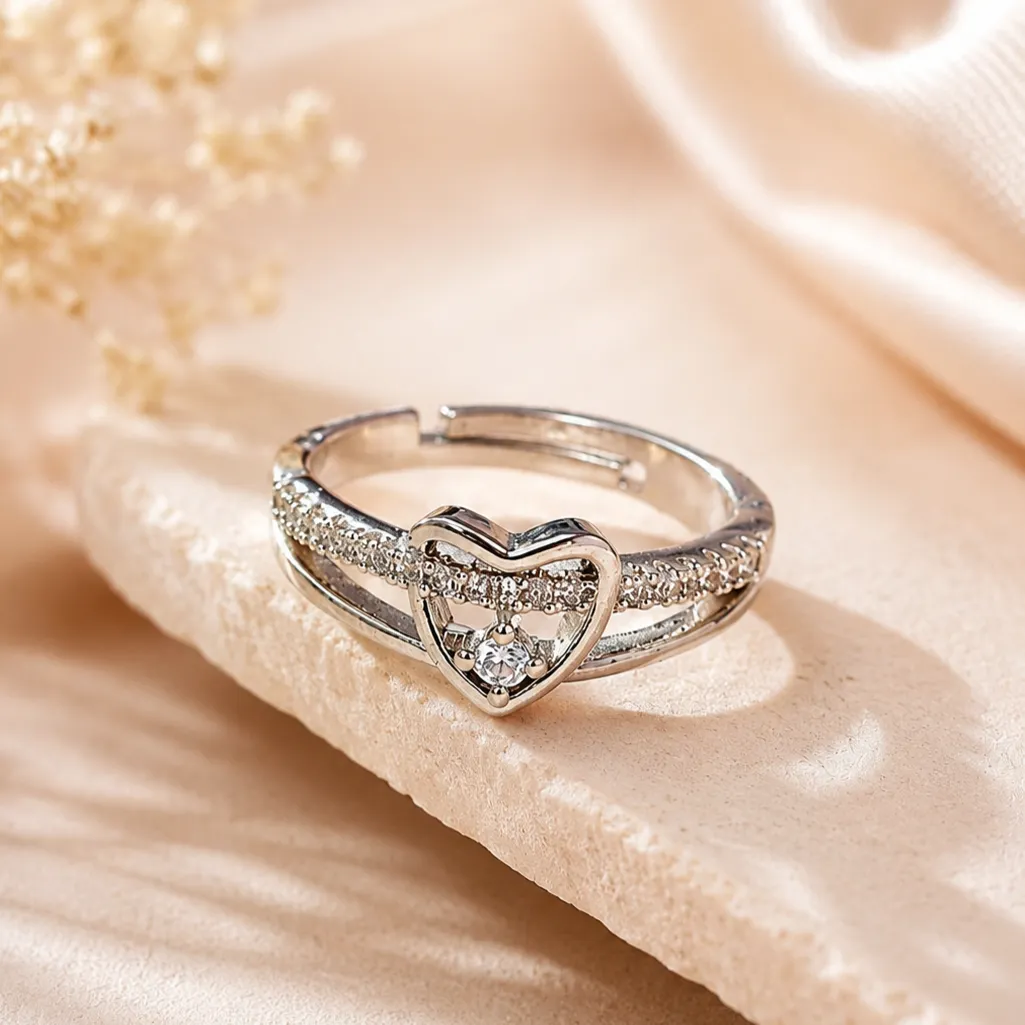 Women's Silver-Tone Heart Adjustable Ring