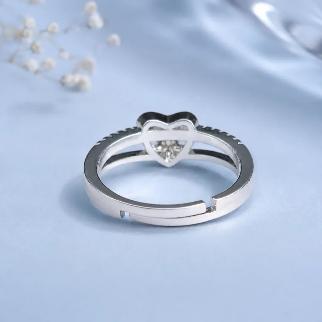 Women's Silver-Tone Heart Adjustable Ring